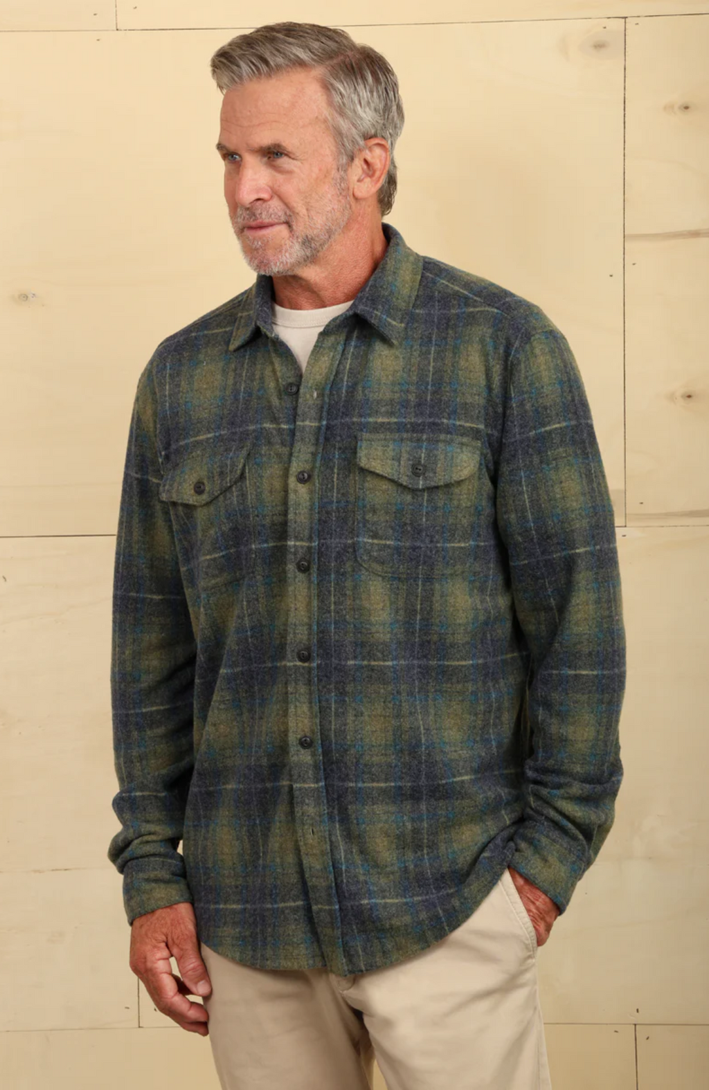 True Grit - Yellowstone Drifter Plaid Sweater-Knit Shirt