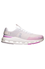 On - Women's Cloudnova Form 2