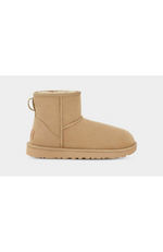 UGG®  - Classic Mini II