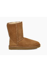 UGG® - Classic Short II